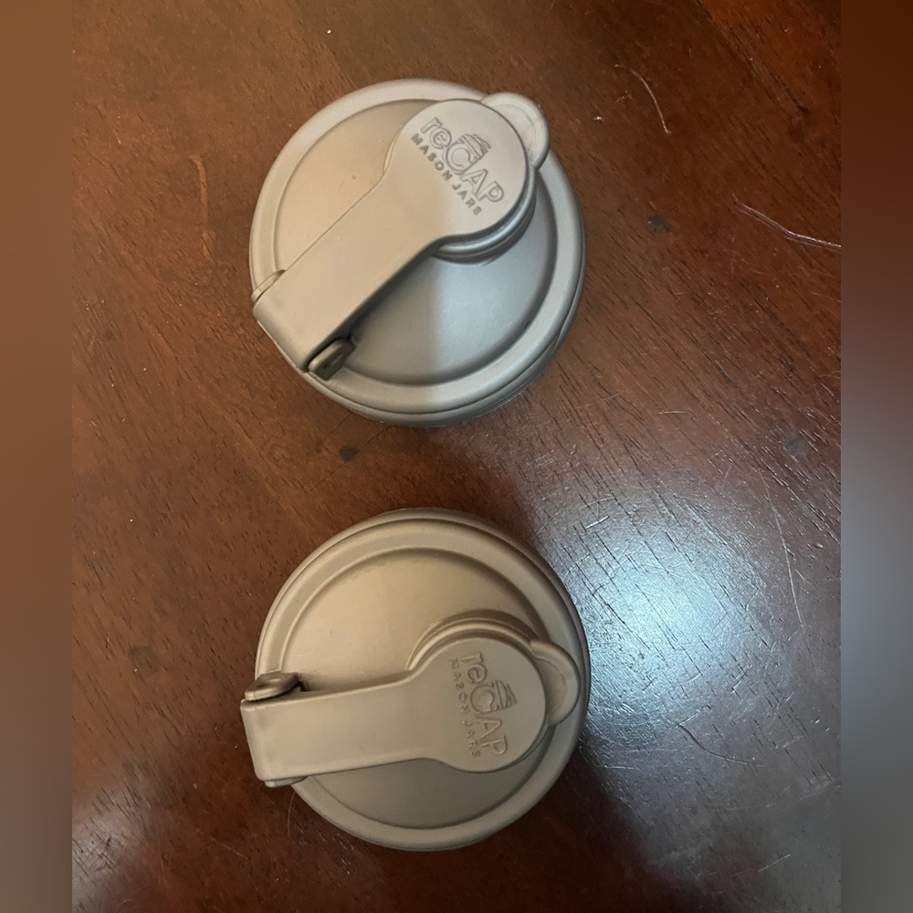 Recap Mason Jar sipping and pouring lids